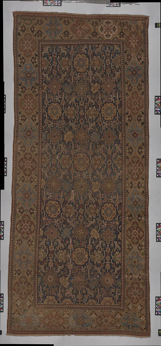 Harshang Carpet, Wool; symmetrically knotted pile 