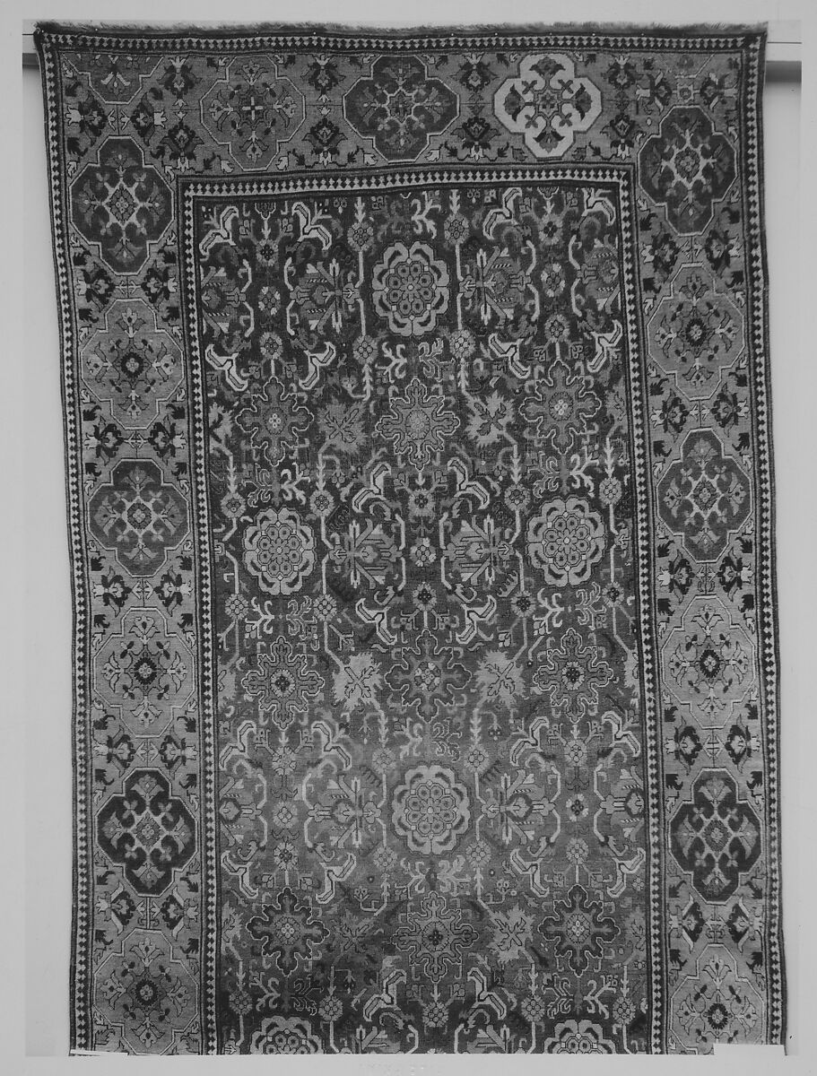 Harshang Carpet, Wool; symmetrically knotted pile