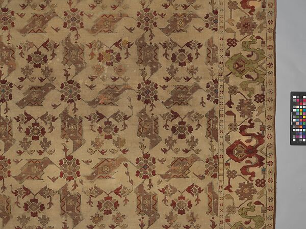 Bird carpet, Wool (warp, weft and pile); symmetrically knotted pile