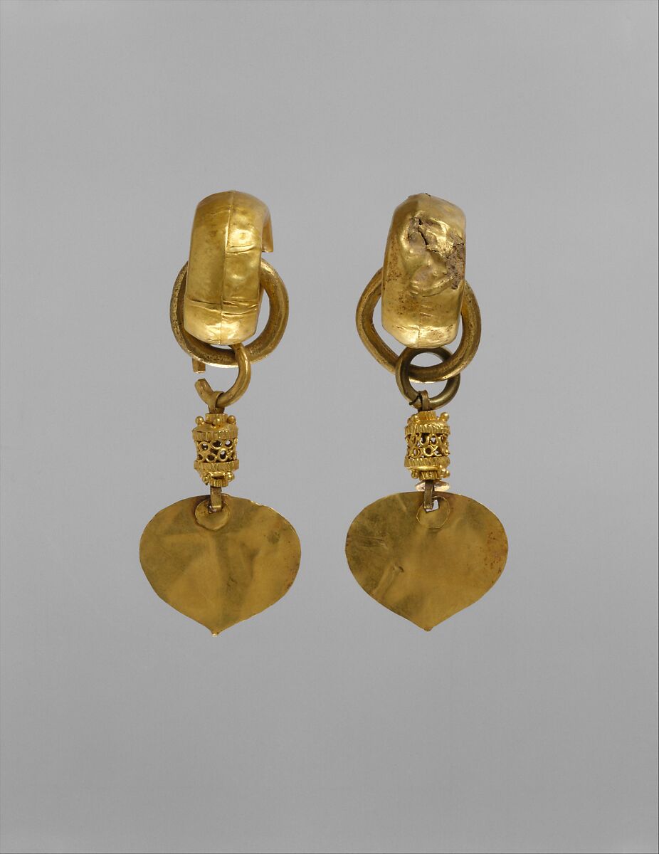 Earring (one of a pair)