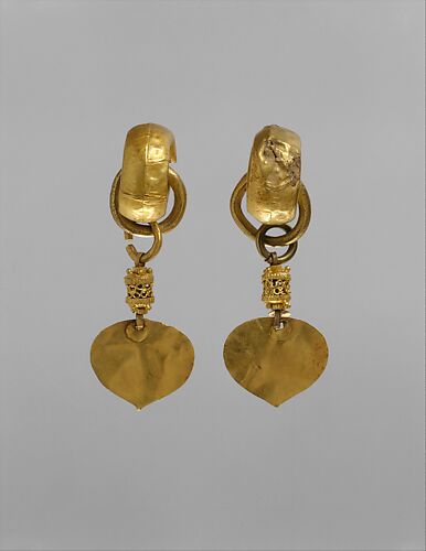 Earring (one of a pair)