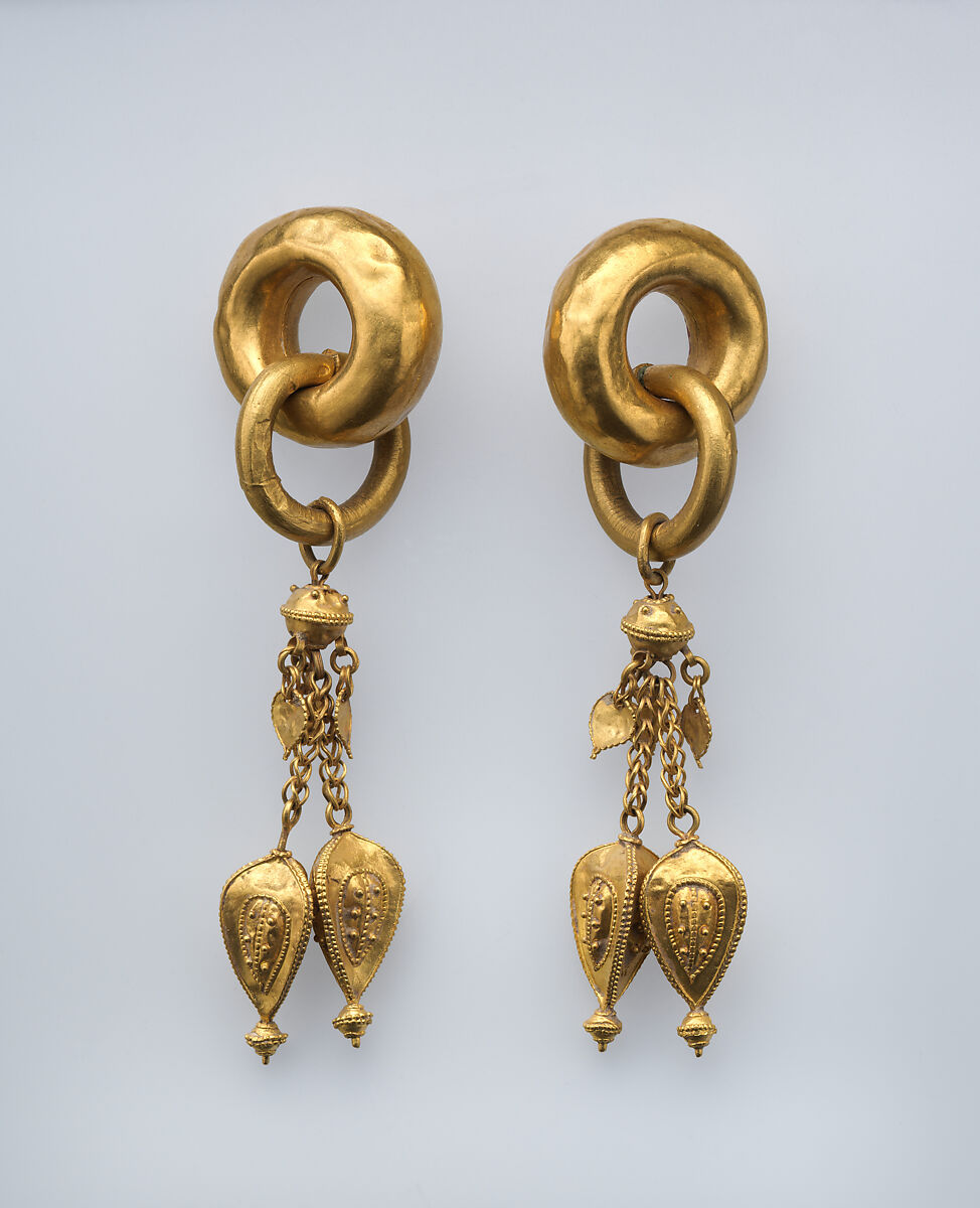 Earring (one of a pair), Gold, Korea