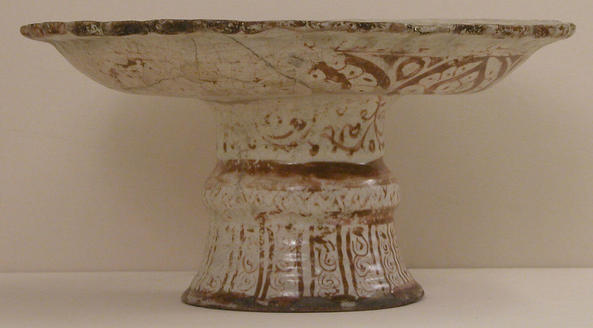 Footed Bowl (Tazza), Stonepaste; luster-painted