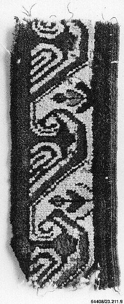 Carpet Fragment, Wool; symmetrically knotted pile 