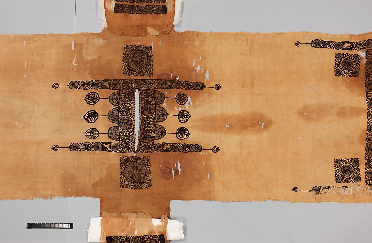 Tunic with Dionysian Ornament, Linen, wool; plain weave, tapestry weave