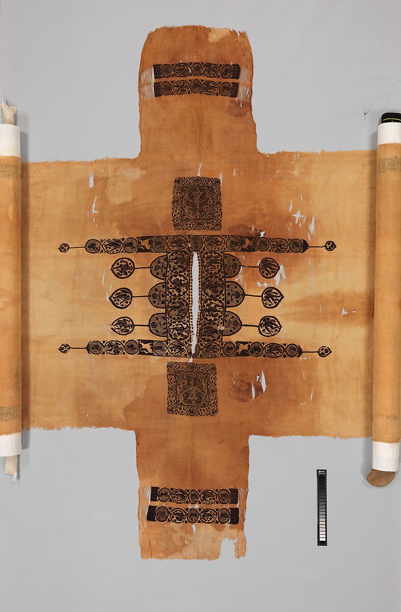 Tunic with Dionysian Ornament, Linen, wool; plain weave, tapestry weave