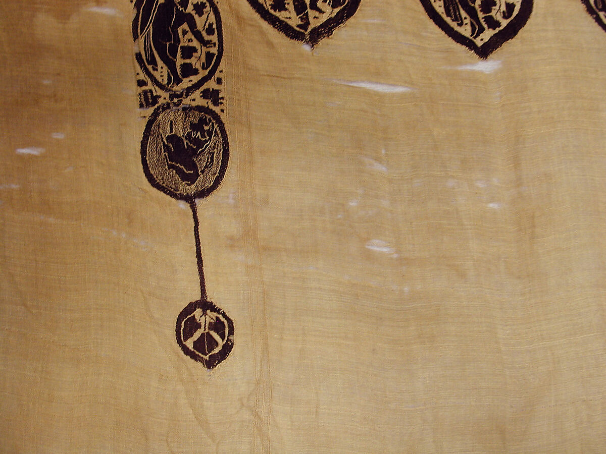 Tunic with Dionysian Ornament, Linen, wool; plain weave, tapestry weave