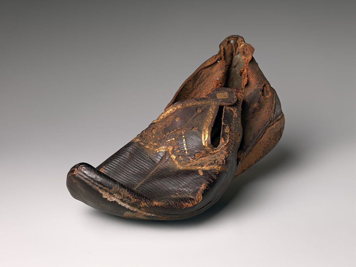 Pair of Shoes, Leather; gilded trim