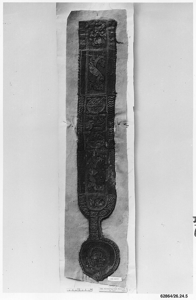 Shoulder Band Fragment, Wool; tapestry weave