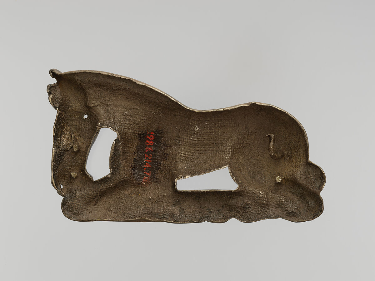 Belt plaque in the shape of a kneeling horse, Silver, North China