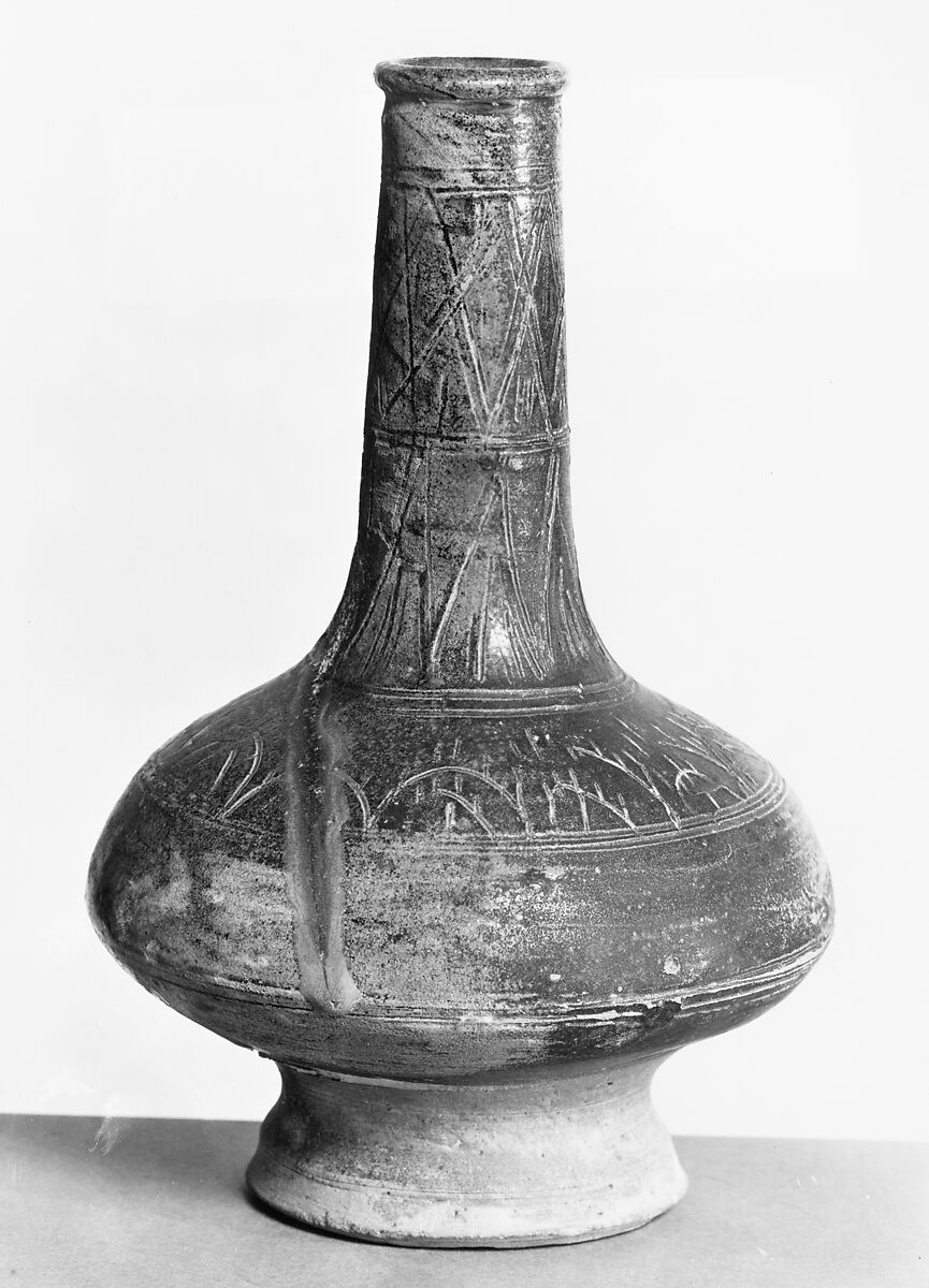 Jar, Stoneware with glaze and incised decoration, China 
