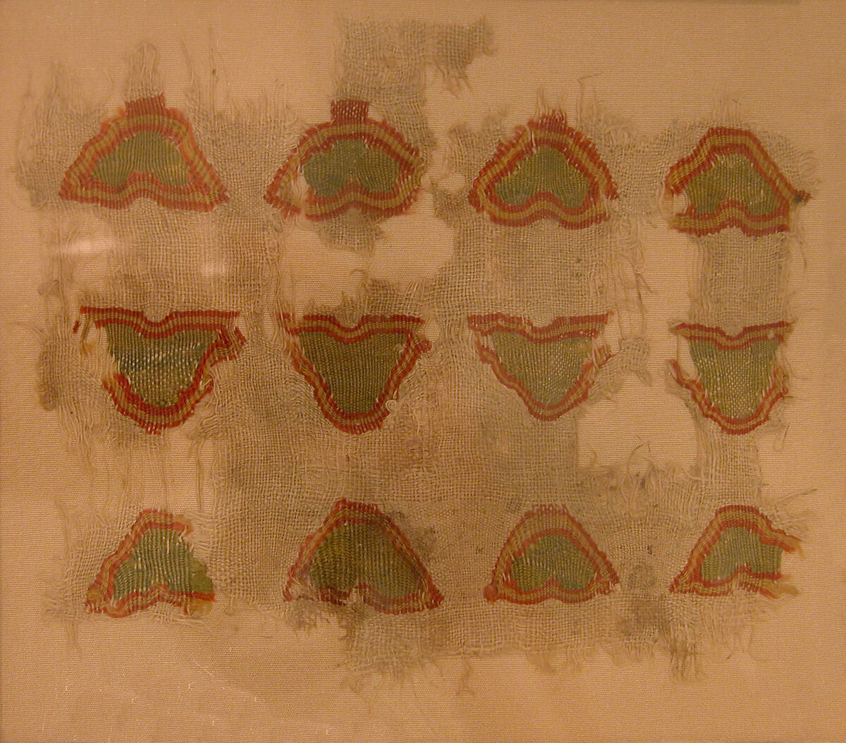 Textile Fragment, Linen, silk; tapestry weave