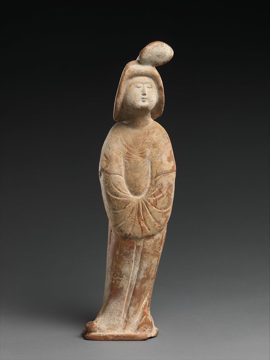 Standing court lady, Earthenware with white slip, remnants of pigments, China 