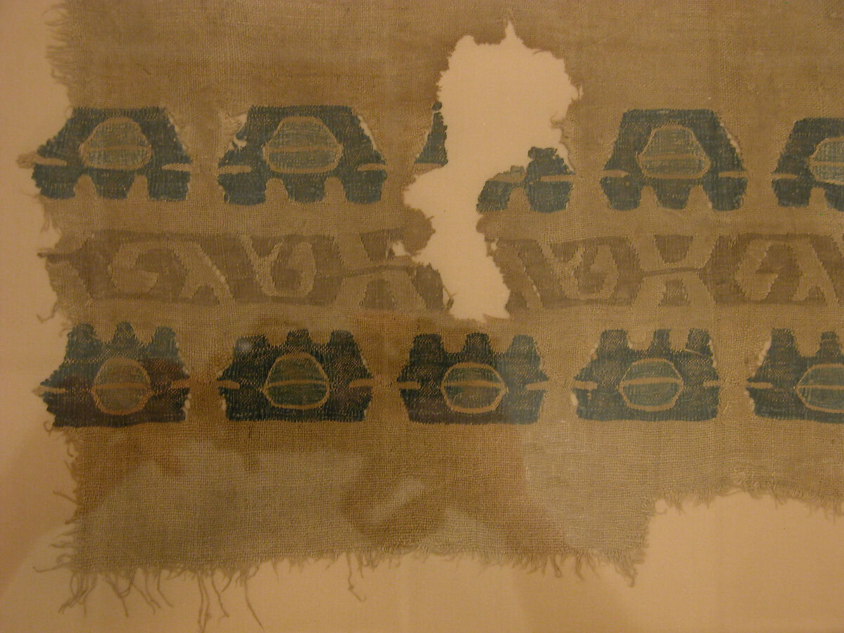 Textile Fragment, Linen, wool; plain weave, tapestry weave