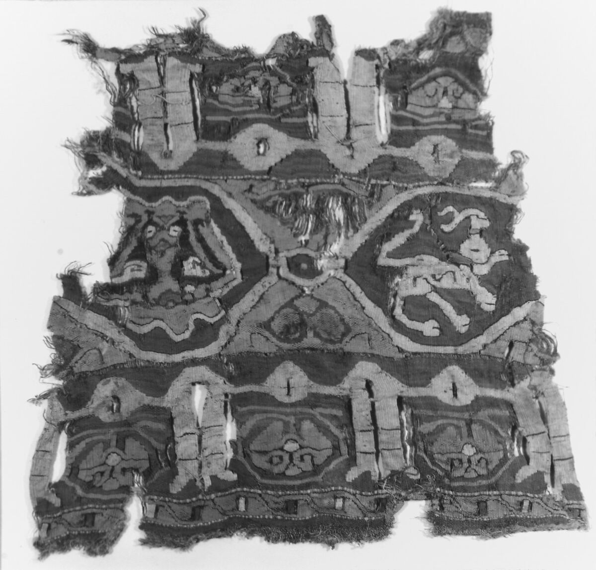 Textile Fragment, Linen and silk; plain weave, tapestry weave