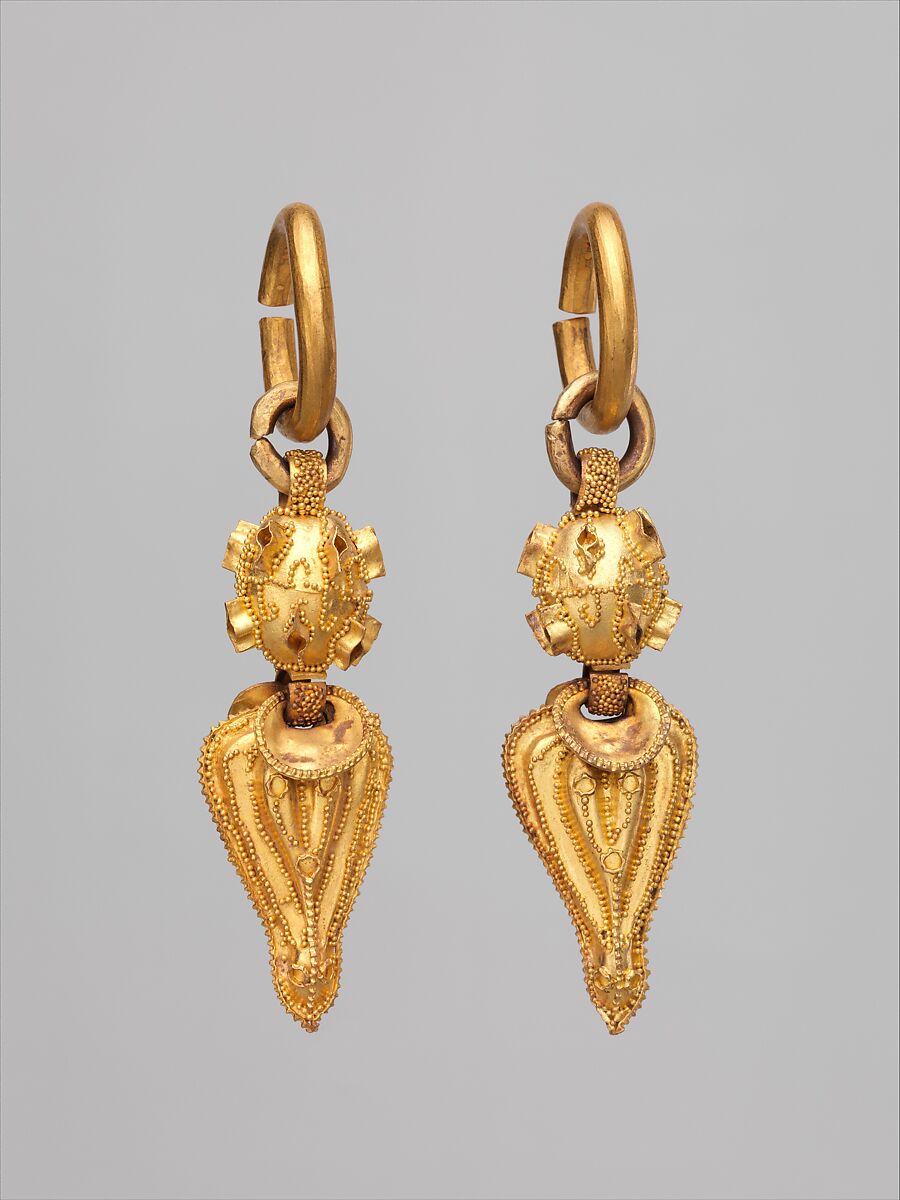 Earring (one of a pair), Gold, Korea