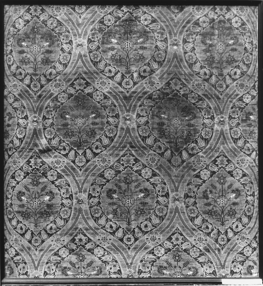 Textile Fragment, Silk, metal wrapped thread; lampas (kemha)