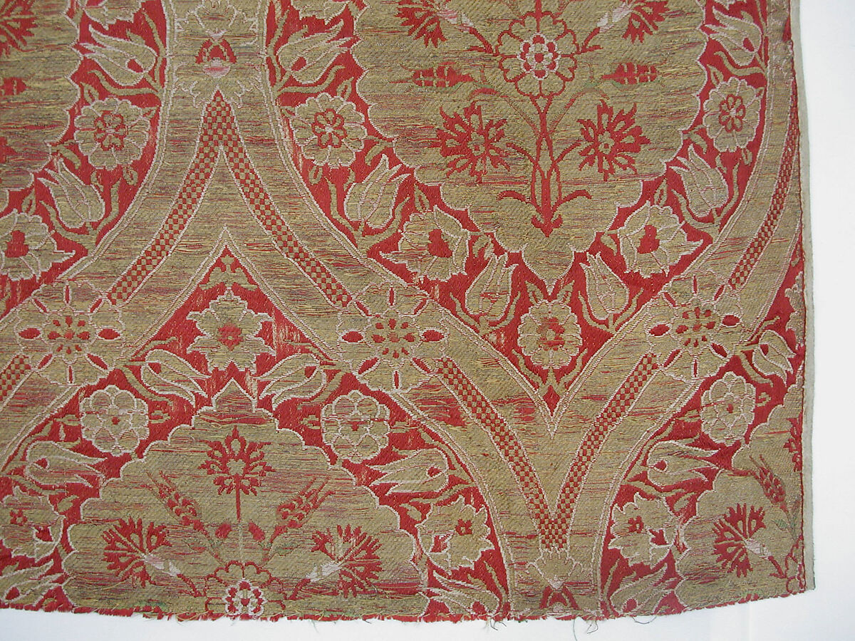 Textile Fragment, Silk, metal wrapped thread; lampas (kemha)