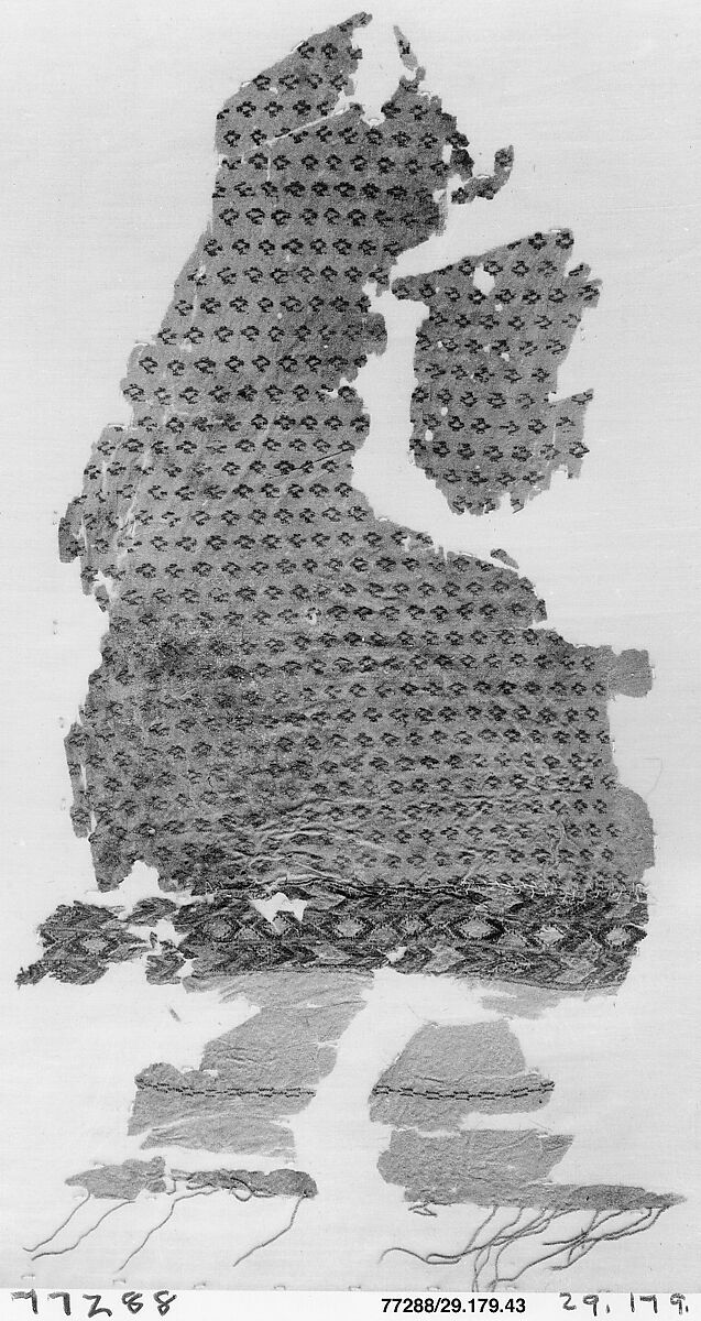 Textile Fragment, Linen, silk; plain weave, brocaded