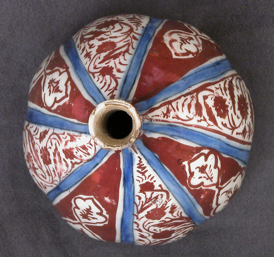 Bottle, Stonepaste; luster-painted on opaque white and blue glaze