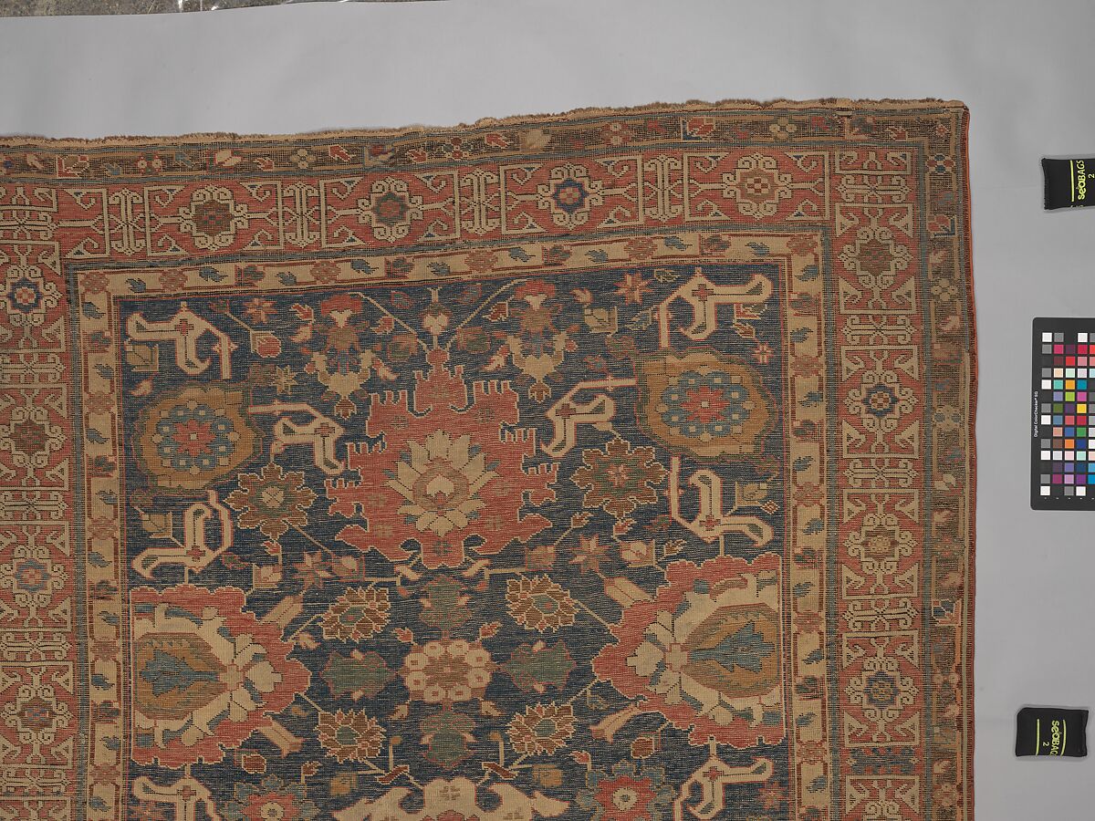 Carpet, Wool (warp, weft and pile); symmetrically knotted pile