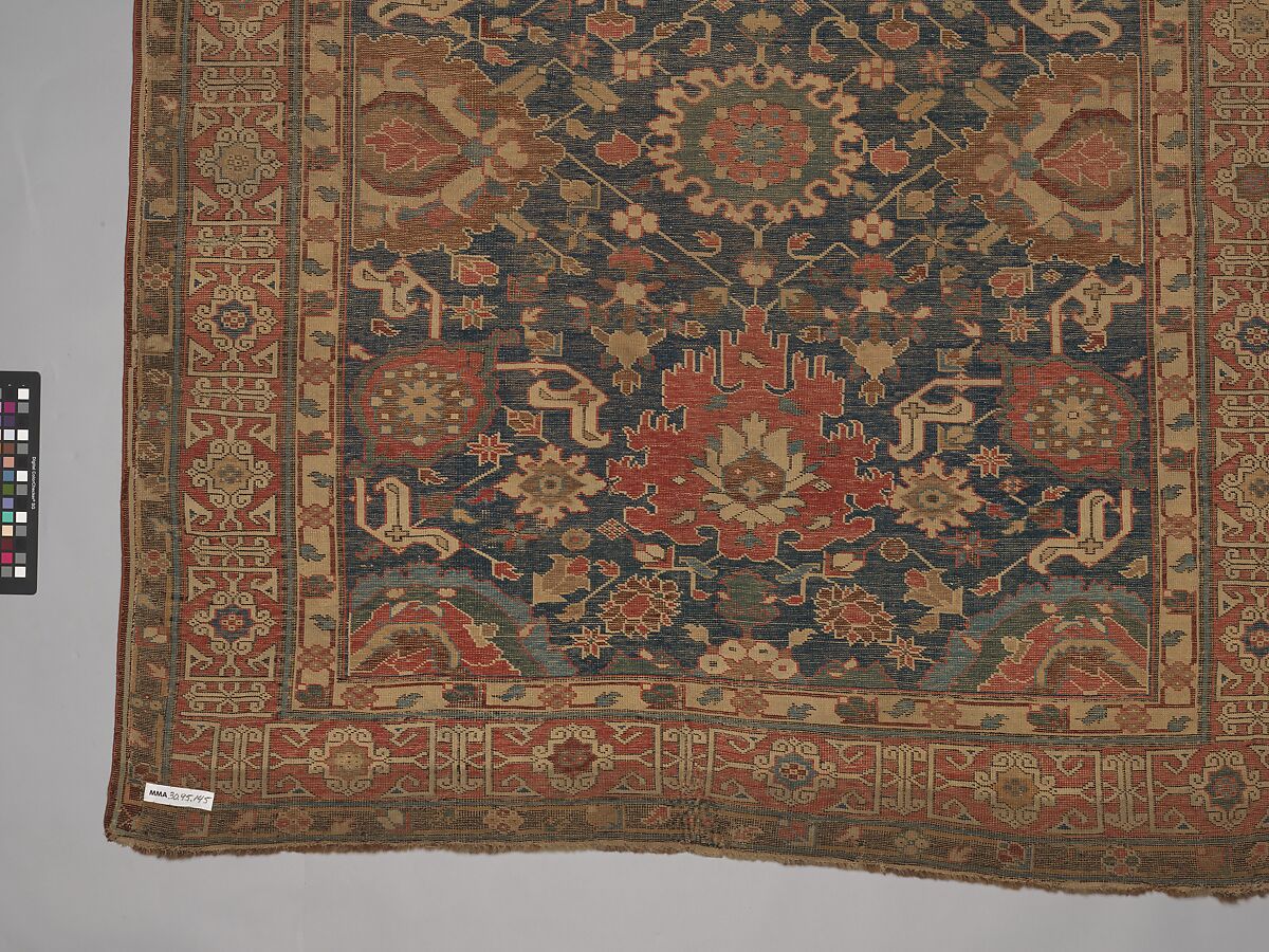 Carpet, Wool (warp, weft and pile); symmetrically knotted pile