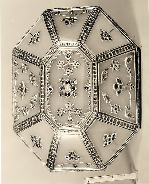 Jeweled Casket with Birds, Nephrite; inlaid with gold, inset with diamonds, sapphires, rubies, pearl, and mother-of-pearl