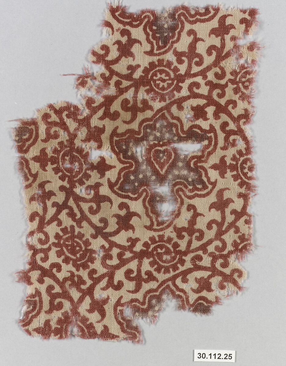 Textile with Foliated Scrolls, Cotton, plain weave; block-printed, mordant dyed