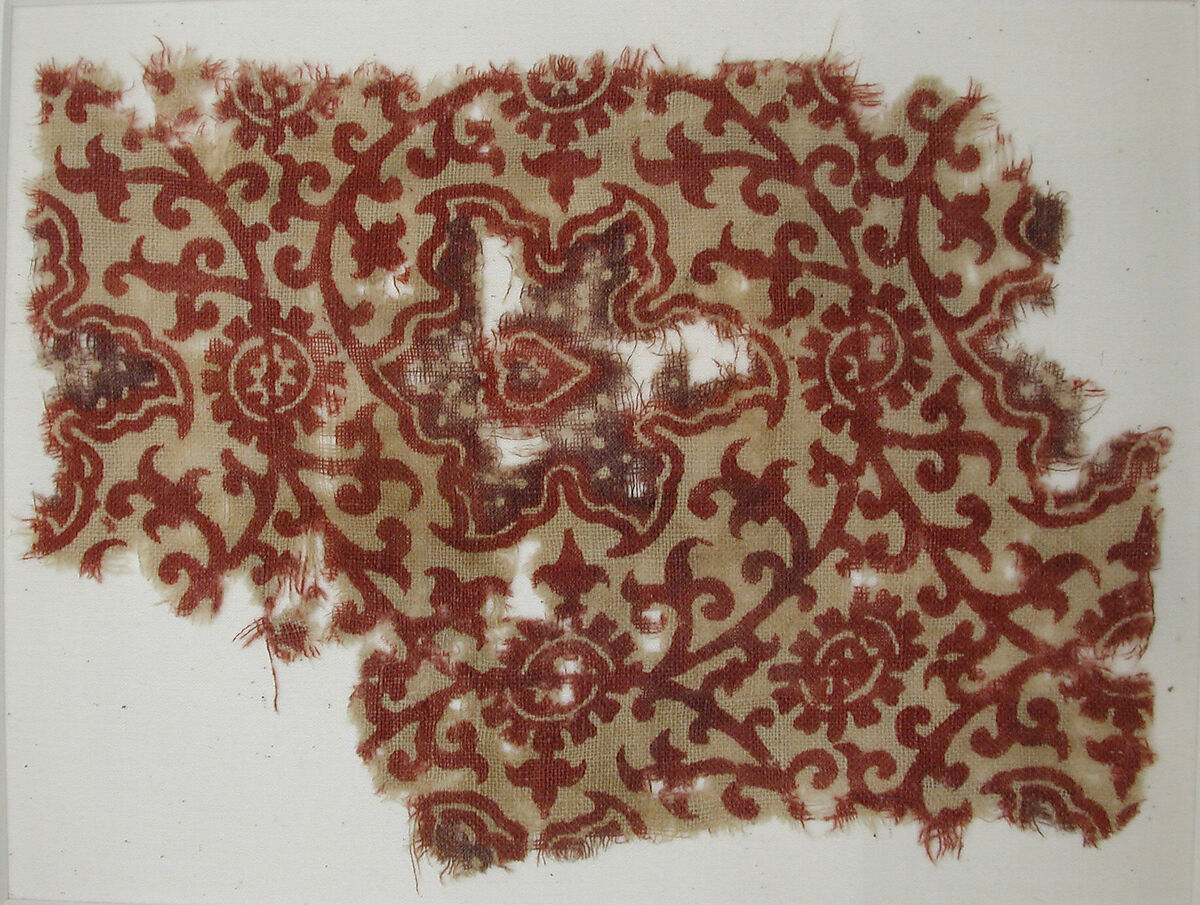 Textile with Foliated Scrolls, Cotton, plain weave; block-printed, mordant dyed 