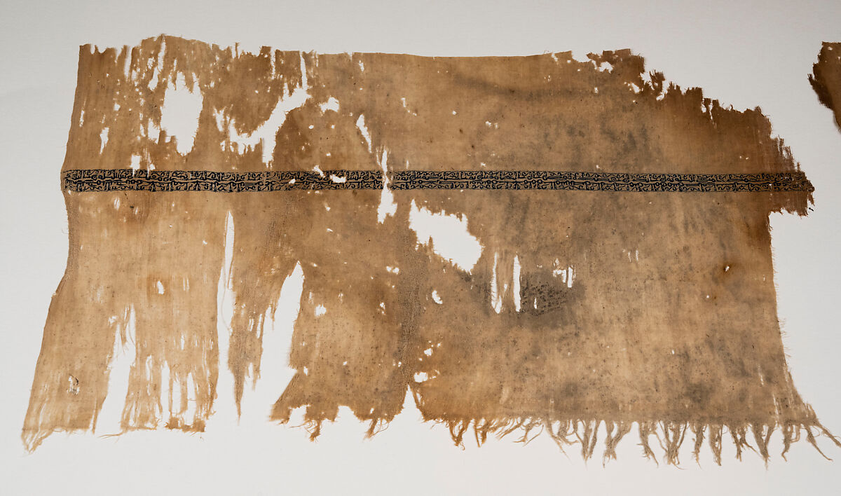 Textile Fragment, Linen, silk; plain weave, tapestry weave