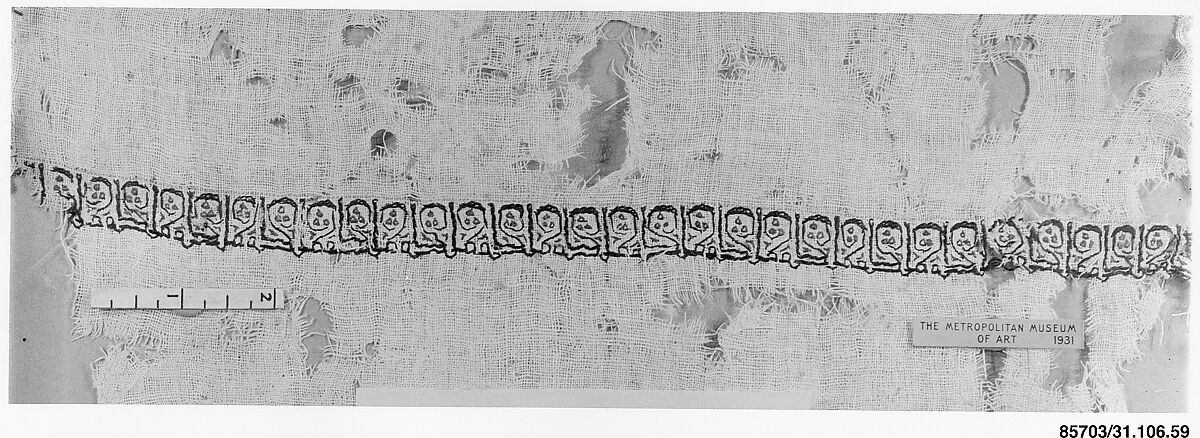 Textile Fragment, Linen; plain weave, embroidered in silk 