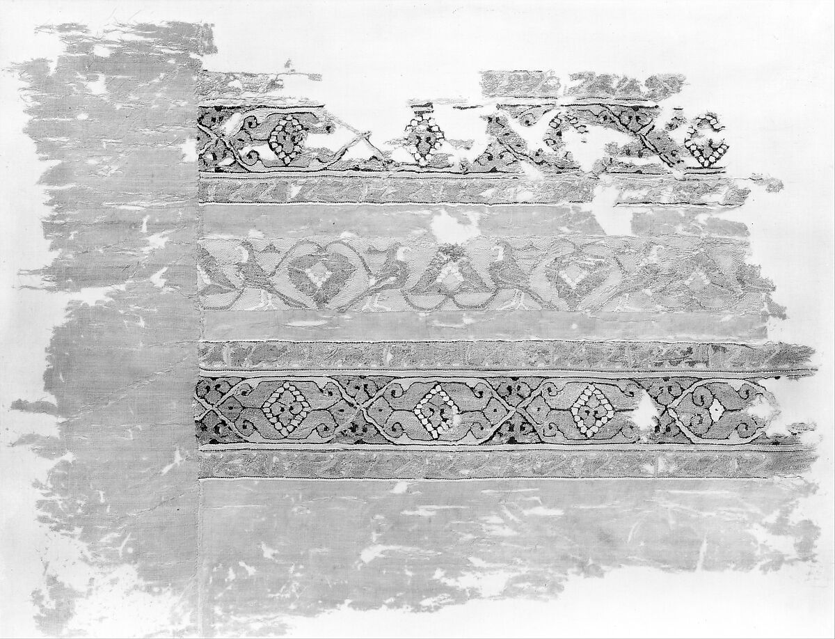 Tiraz Fragment, Silk; tapestry weave