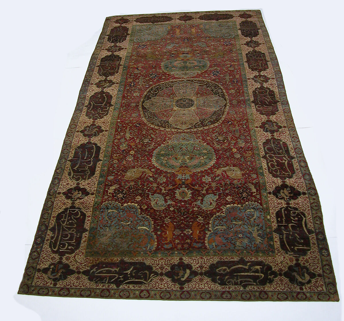 Carpet, Silk (warp and weft), wool (pile), metal wrapped thread; asymmetrical knotted pile, brocaded