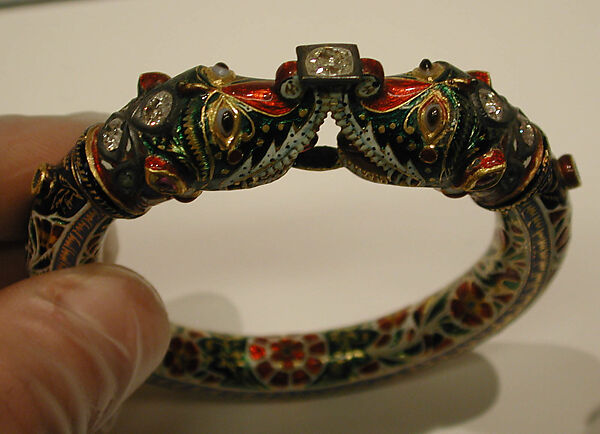 Bracelet (Kada) with Makara Head Terminals, Enamel, gold; set with diamonds, rubies, emeralds, and agate