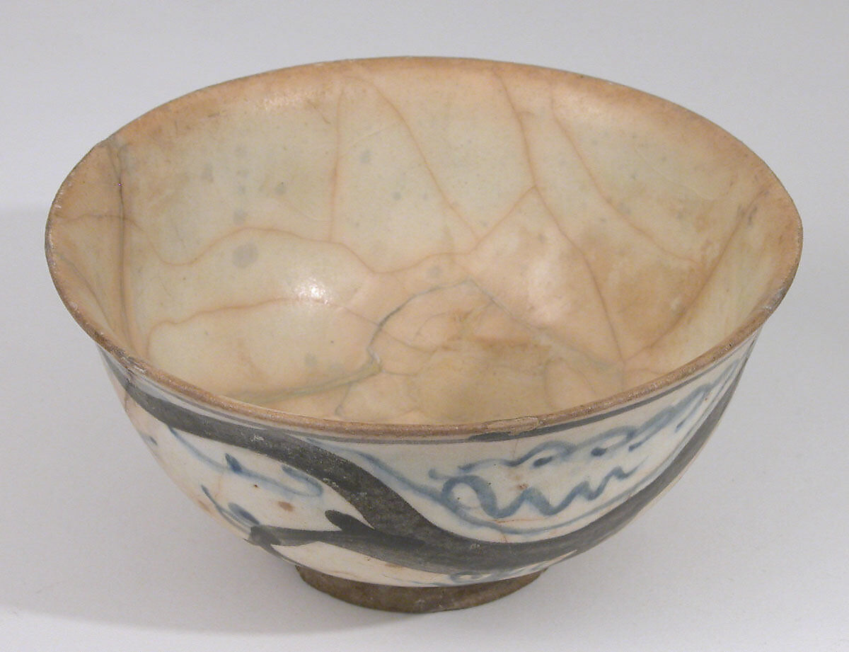 Bowl, Stonepaste; painted in blue and black under transparent glaze