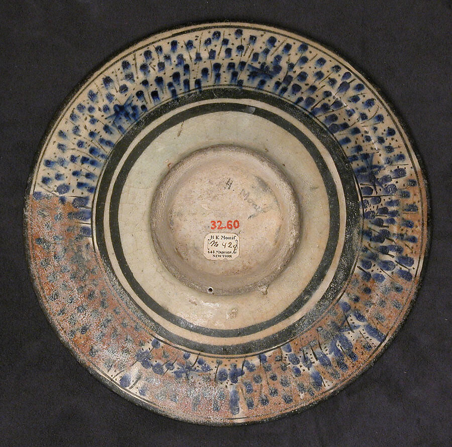Dish, Stonepaste; painted under transparent glaze