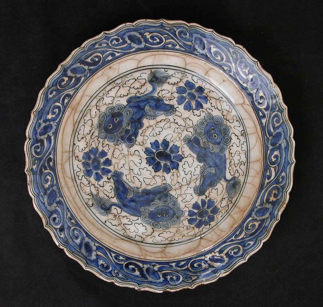 Dish with Three Lions, Stonepaste; polychrome painted under transparent glaze 