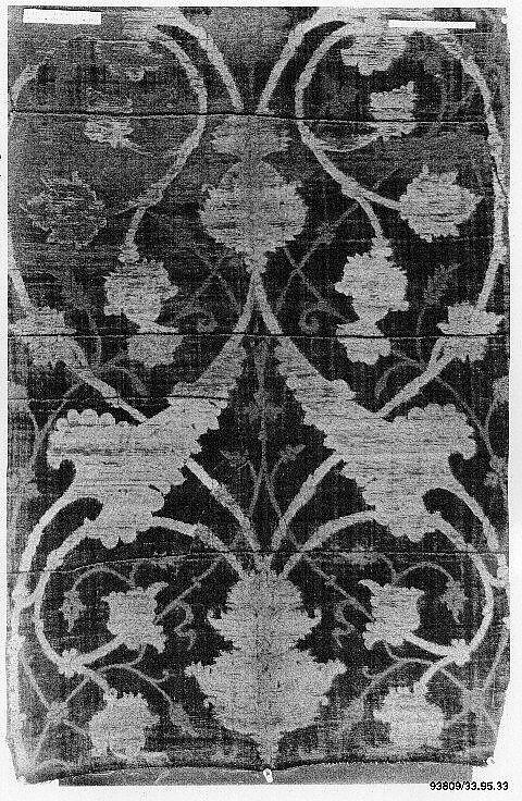 Textile Fragment, Cut and voided sik velvet with metal wrapped thread 
