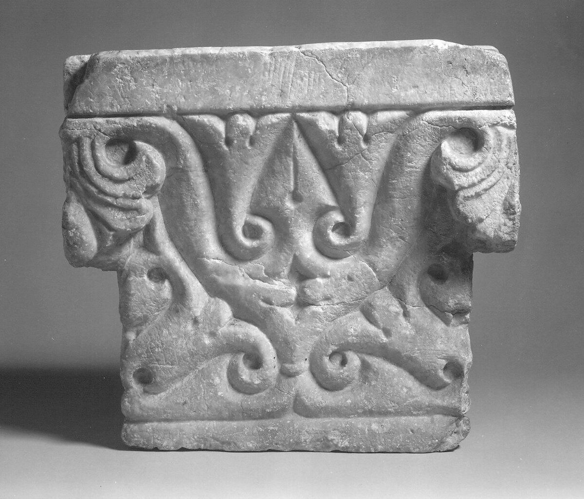 Capital in the "Beveled Style", Alabaster, gypsum; carved