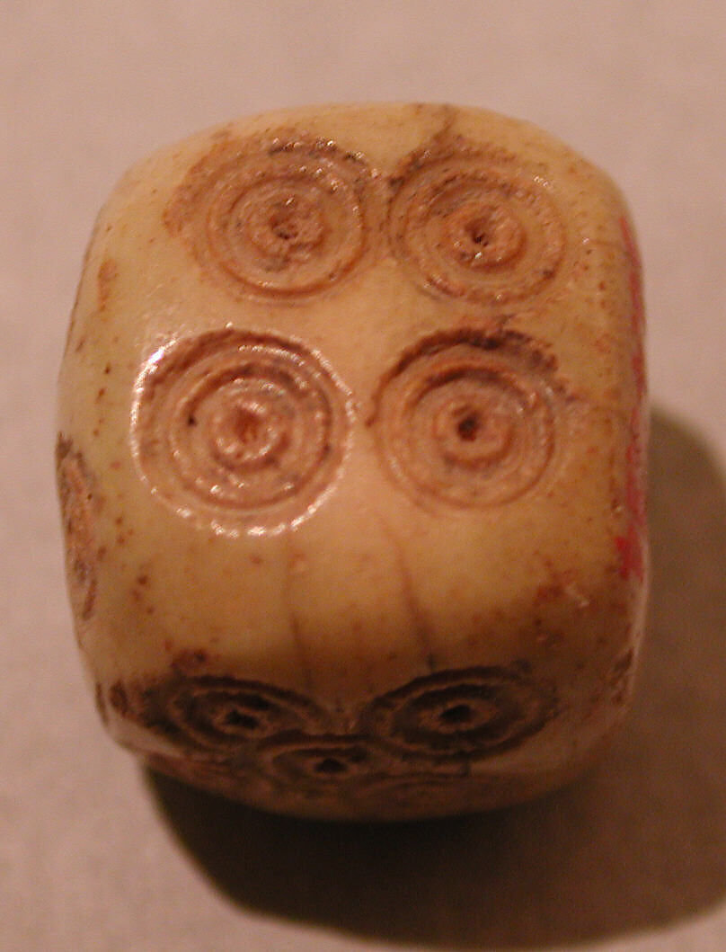 Dice, Ivory or bone; incised and inlaid with paint