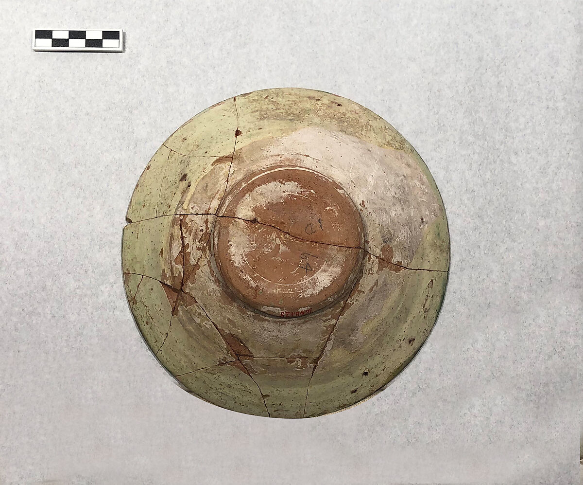 Bowl, Earthenware; white slip, incised and splashed with polychrome glazes under transparent glaze (sgraffito ware)