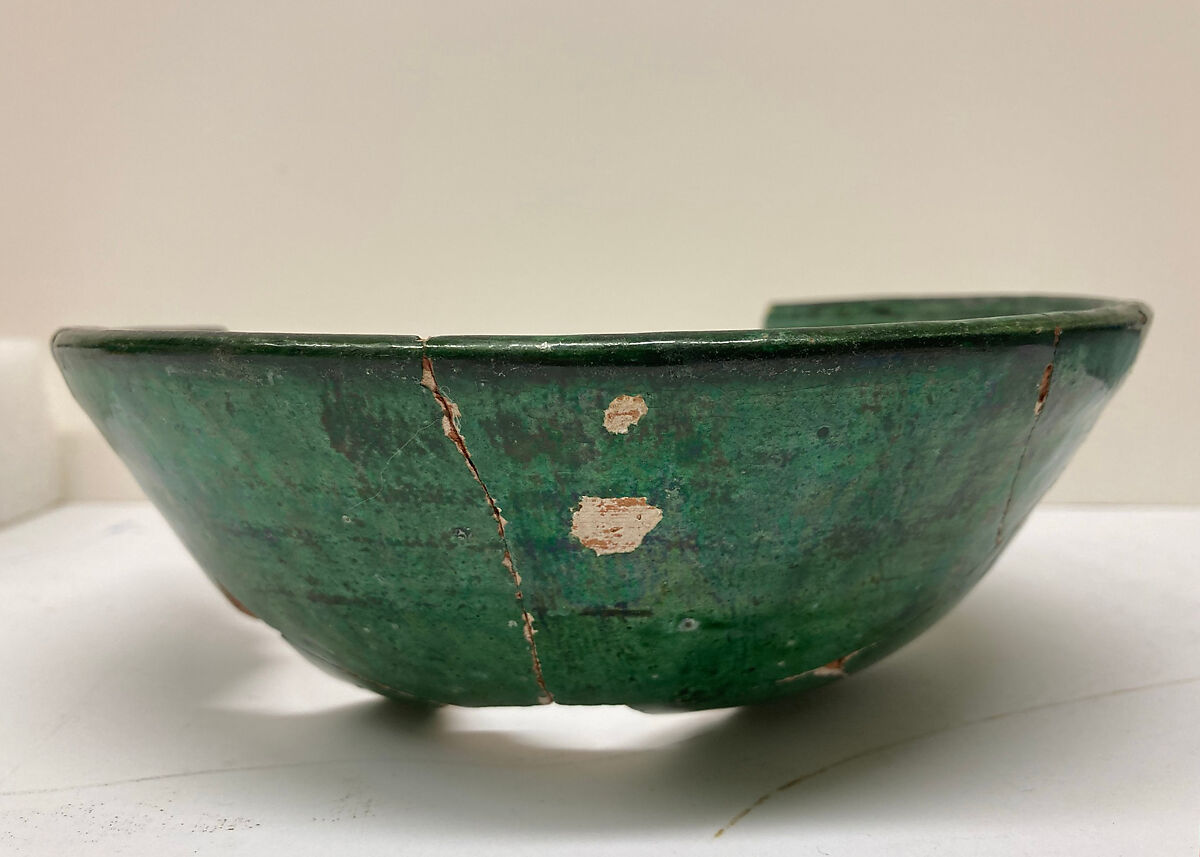 Bowl, Earthenware; white slip, incised under transparent green glaze