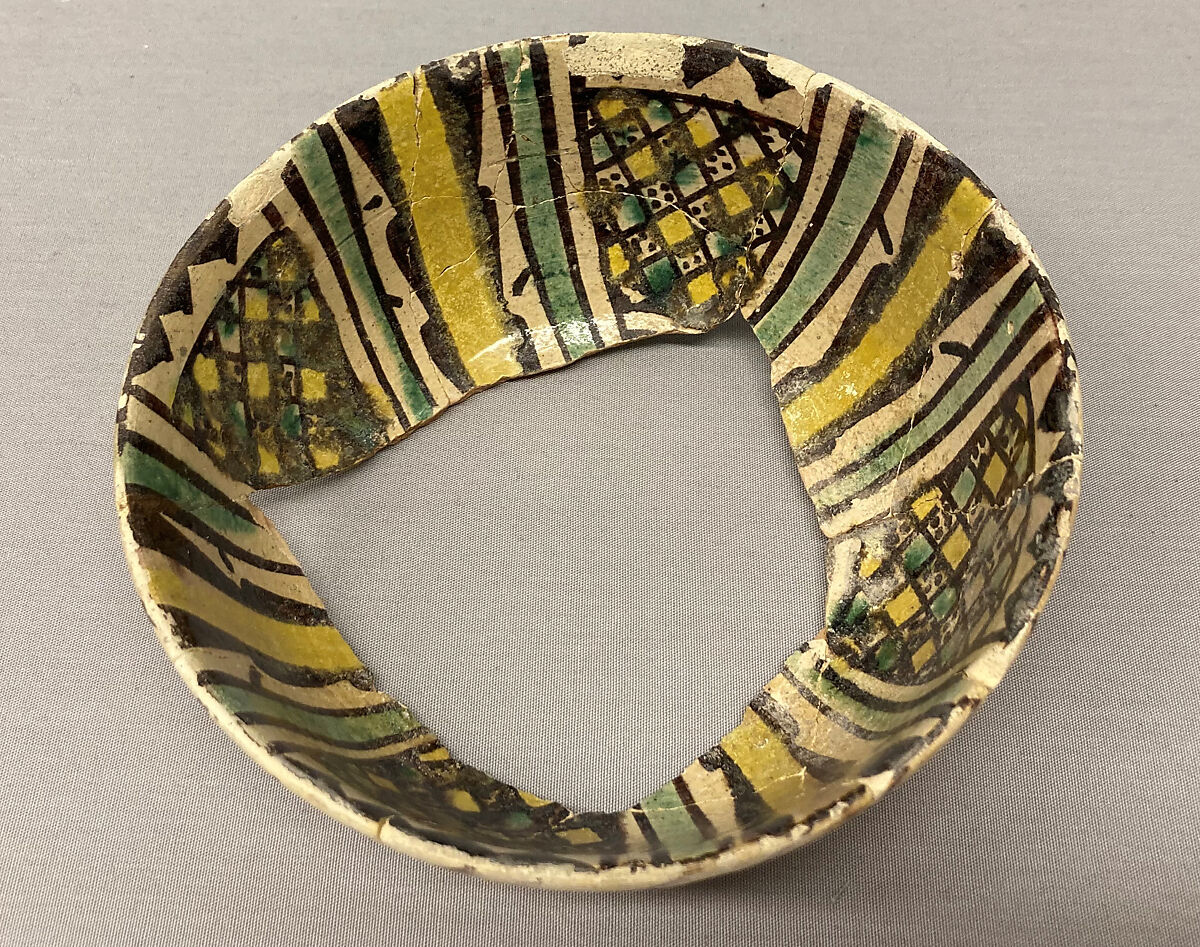 Bowl, Earthenware; painted in pigments under glaze (buff ware)