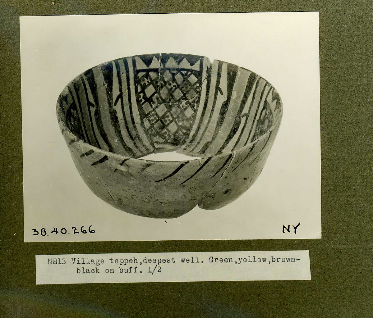 Bowl, Earthenware; painted in pigments under glaze (buff ware)