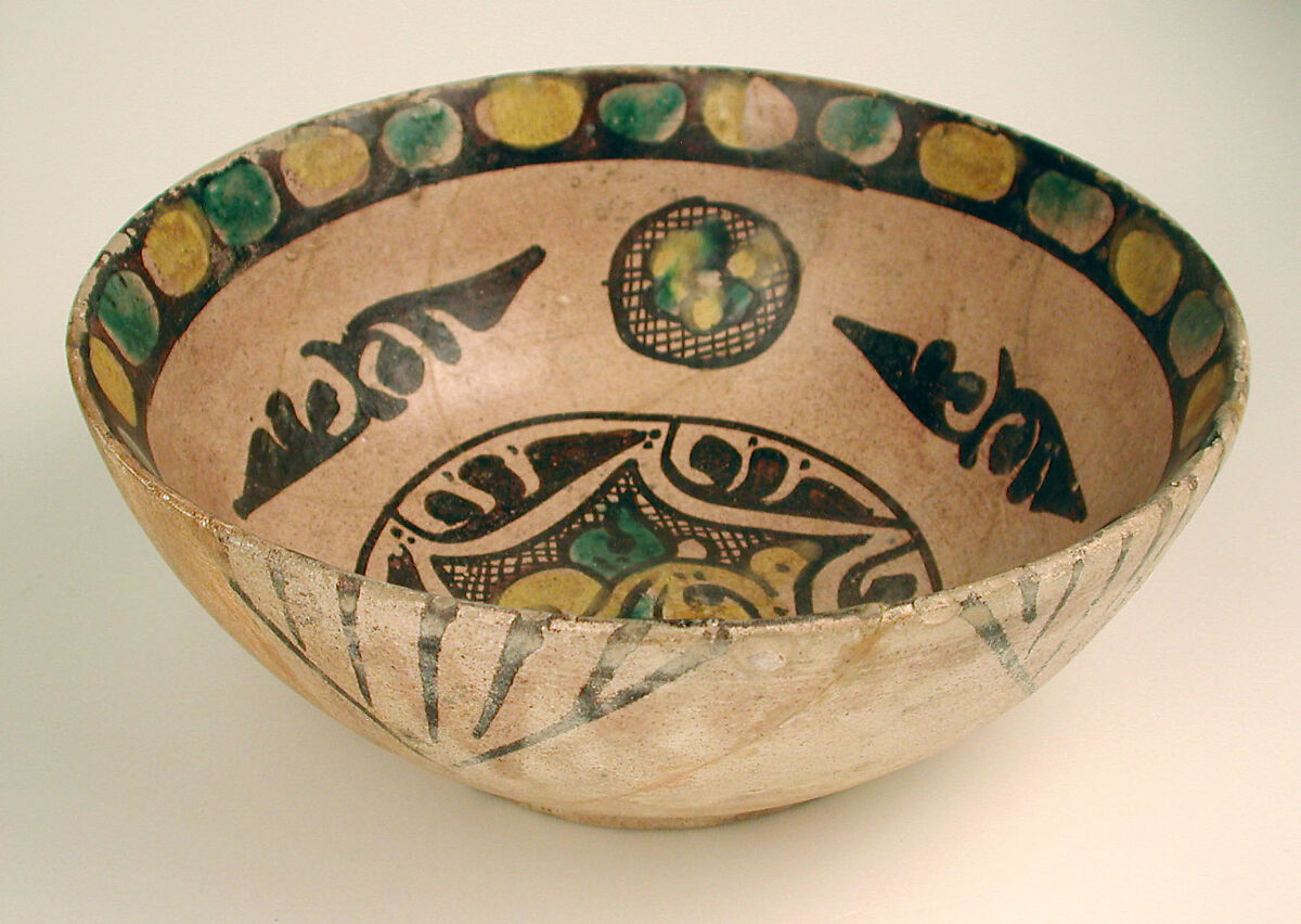 Buffware Bowl with Geometric Designs, Earthenware; polychrome decoration under transparent glaze (buff ware)