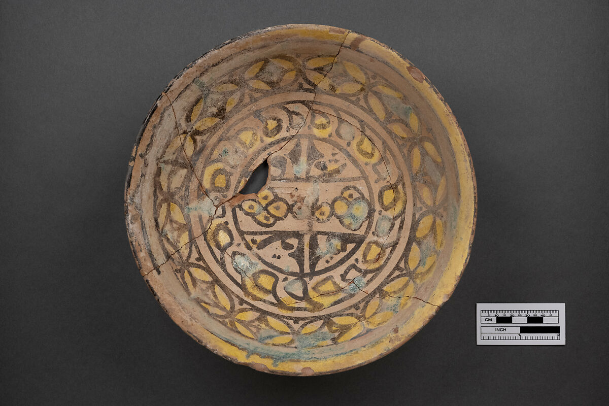 Bowl, Earthenware; cream colored slip with polychrome slip decoration under transparent glaze (buff ware)