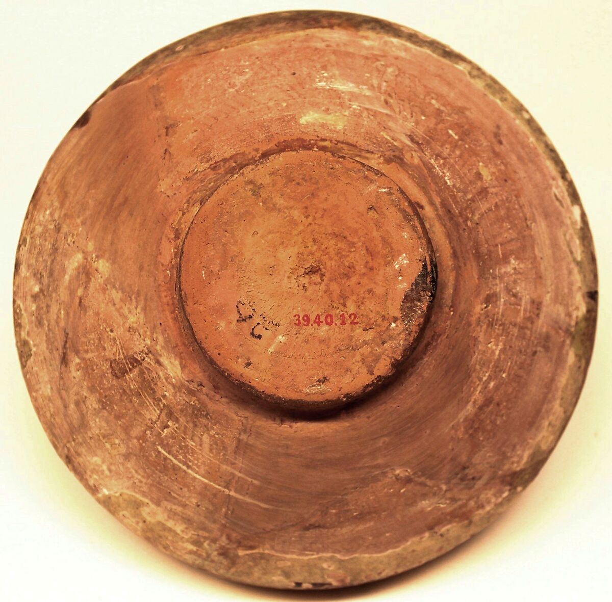 Bowl, Earthenware; polychrome decoration under transparent glaze (buff ware)
