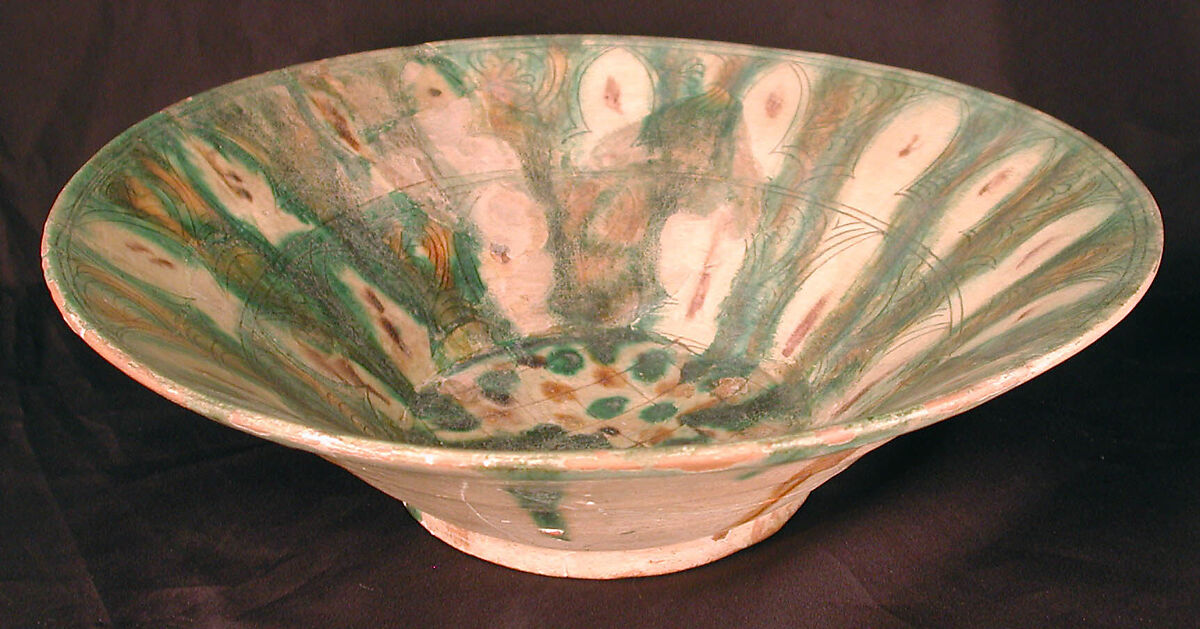 Bowl, Earthenware; white slip, incised and splashed with polychrome glazes under transparent glaze (sgraffito ware)