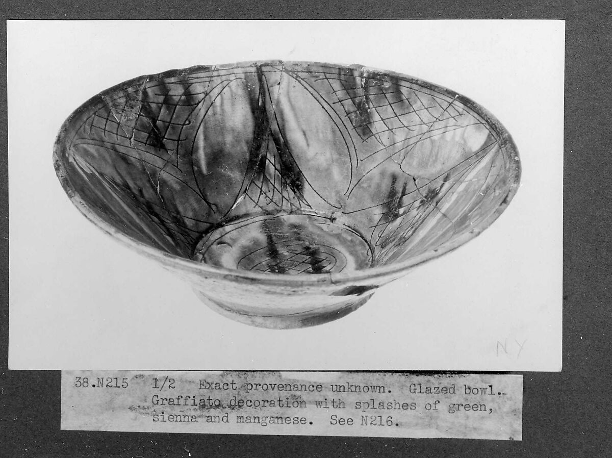 Bowl, Earthenware; white slip, incised and splashed with polychrome glazes under transparent glaze (sgraffito ware)