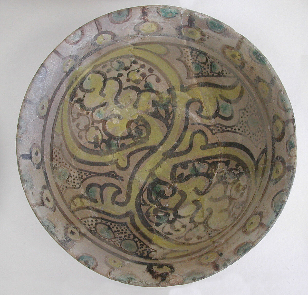 Bowl, Earthenware; polychrome decoration under transparent glaze (buff ware) 